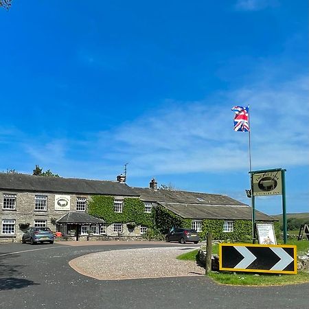 The Fat Lamb Country Inn And Nature Reserve Ravenstonedale Exterior photo